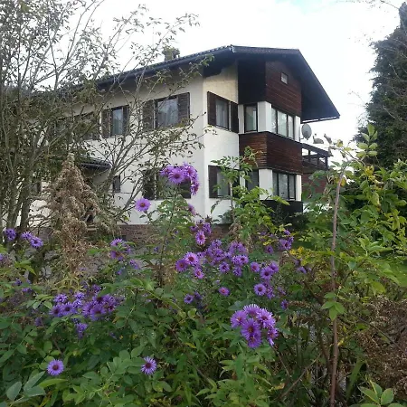 Homestay Austrian With A Twist *